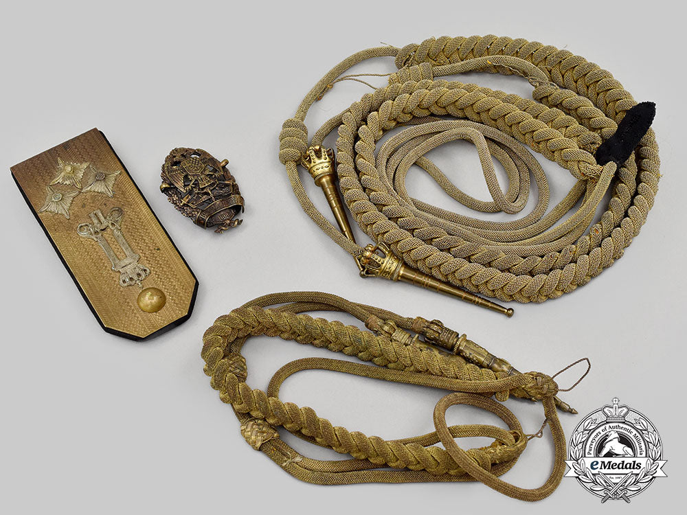 yugoslavia,_kingdom._an_army_headquarters_badge,_shoulder_board_and_aiguillettes_l22_mnc8155_132_1
