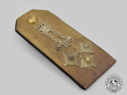 yugoslavia,_kingdom._an_army_headquarters_badge,_shoulder_board_and_aiguillettes_l22_mnc8167_140_1