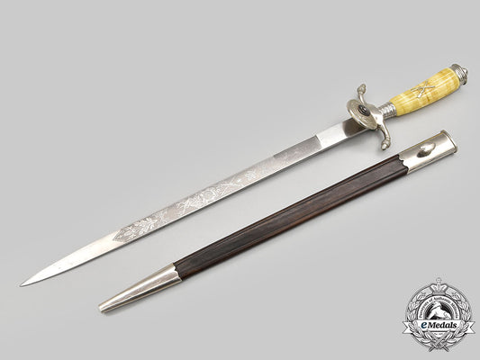 germany,_third_reich._a_german_hunting_association_gaujägermeister_presentation_dagger,_with_award_folder,_to_general_curt_freiherr_von_gienanth_l22_mnc8167_953_1