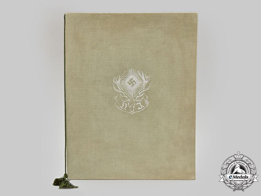 germany,_third_reich._a_german_hunting_association_gaujägermeister_presentation_dagger,_with_award_folder,_to_general_curt_freiherr_von_gienanth_l22_mnc8177_961_1