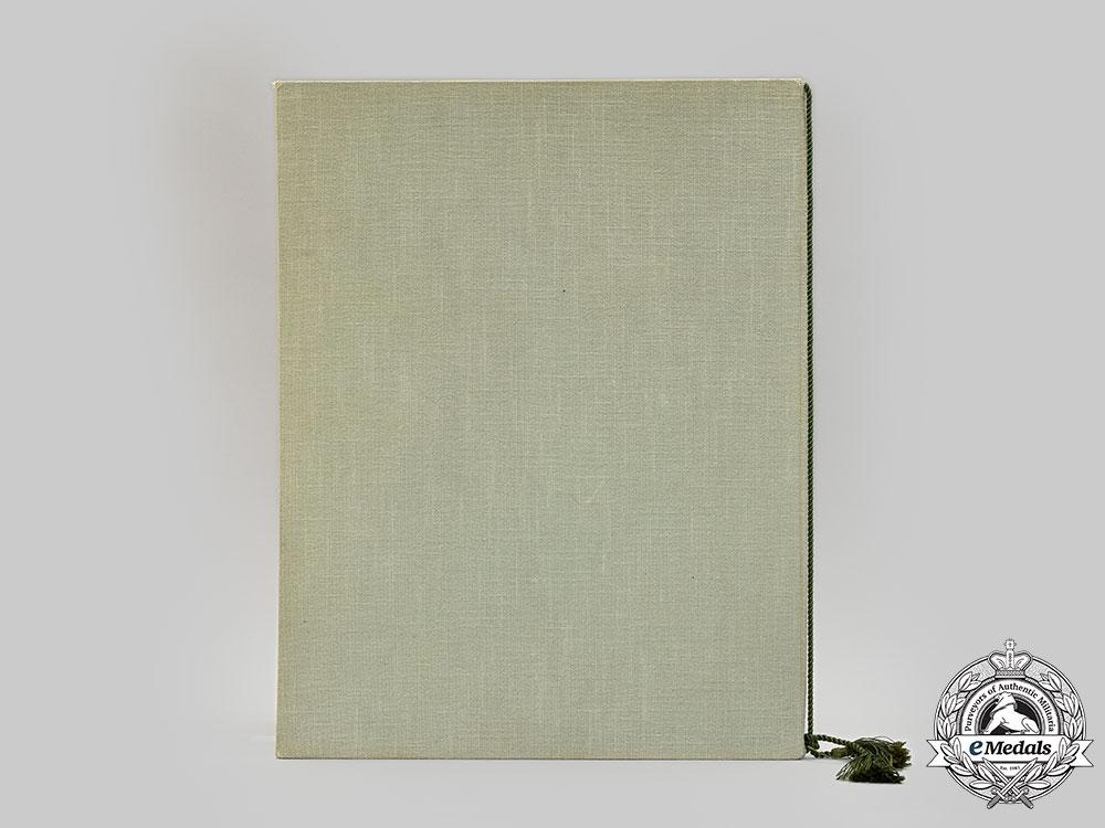 germany,_third_reich._a_german_hunting_association_gaujägermeister_presentation_dagger,_with_award_folder,_to_general_curt_freiherr_von_gienanth_l22_mnc8184_963_1