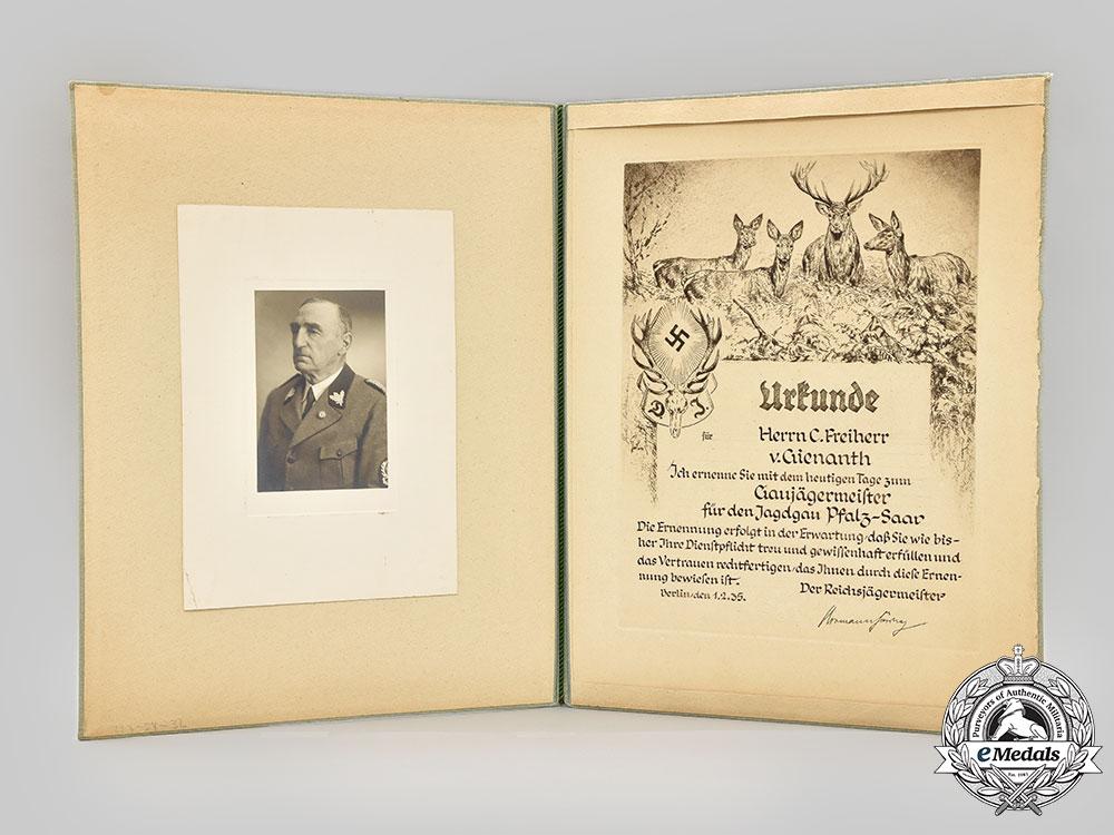 germany,_third_reich._a_german_hunting_association_gaujägermeister_presentation_dagger,_with_award_folder,_to_general_curt_freiherr_von_gienanth_l22_mnc8185_964_1