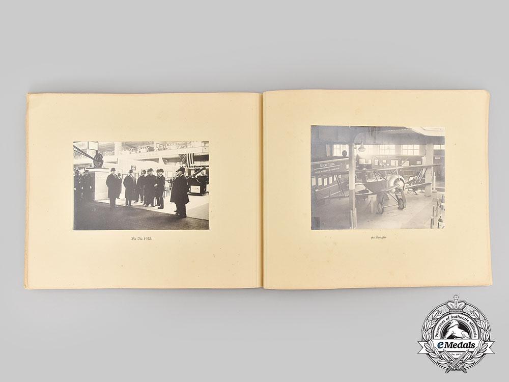 germany,_wehrmacht._a_mixed_lot_of_publications_l22_mnc8229_173_1