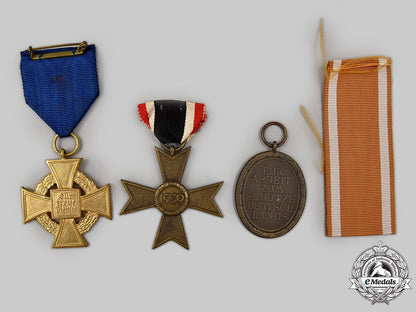 germany,_third_reich._a_mixed_lot_of_medals_l22_mnc8247_700_1