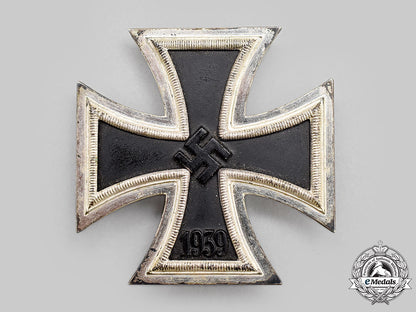 germany,_wehrmacht._a1939_iron_cross_i_class,_with_case,_by_wächtler&_lange_l22_mnc8256_007