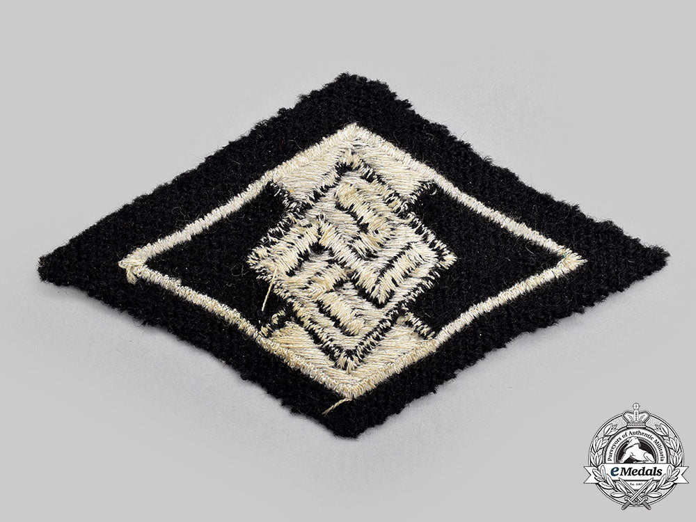 germany,_ss._a_former_hj_member’s_sleeve_insignia_l22_mnc8263_012_1