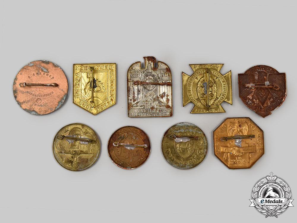germany,_third_reich._a_mixed_lot_of_commemorative_badges_l22_mnc8277_711_1