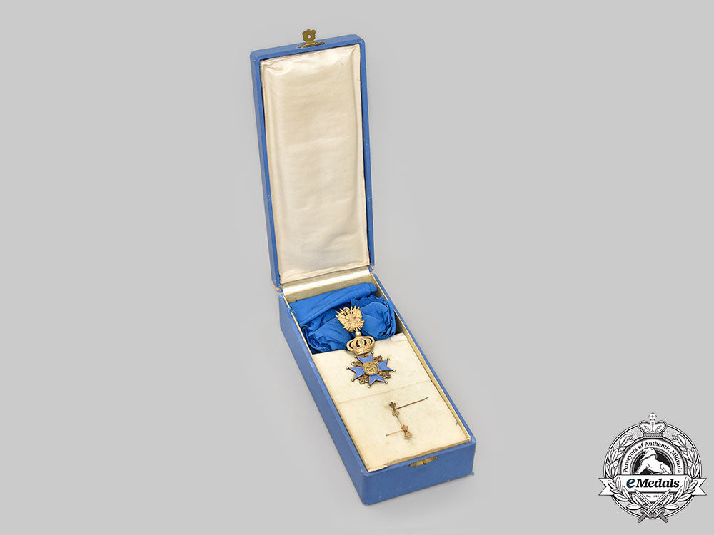 international._an_apostolic_and_hospitaller_order_of_saint_george_of_burgundy,_i_class_grand_cross,_cased_l22_mnc8285_263