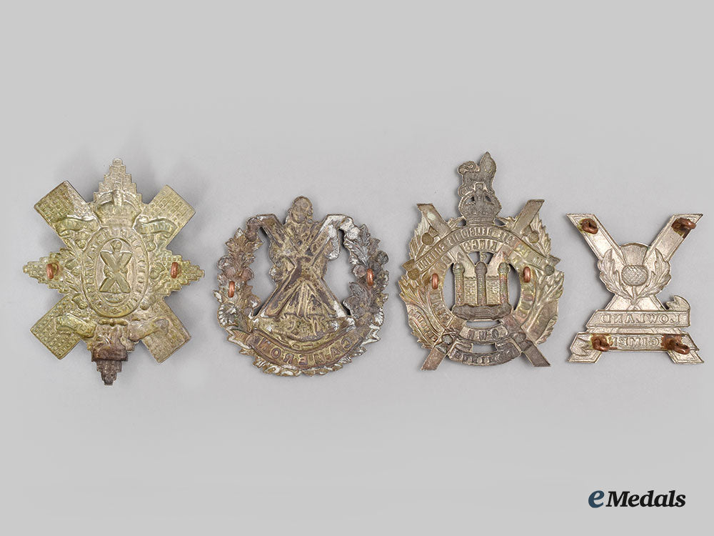 united_kingdom._a_lot_of_nine_cap_badges_l22_mnc8302_106_1