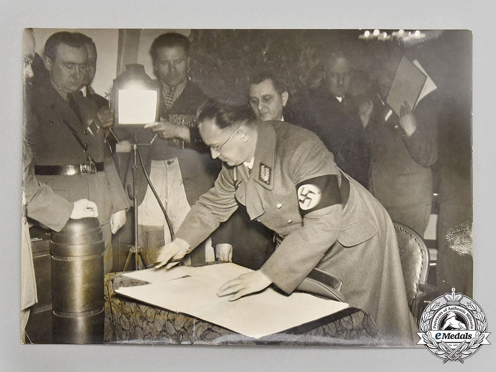 germany,_third_reich._a_lot_of_sudetenland_annexation_press_photos_l22_mnc8315_144