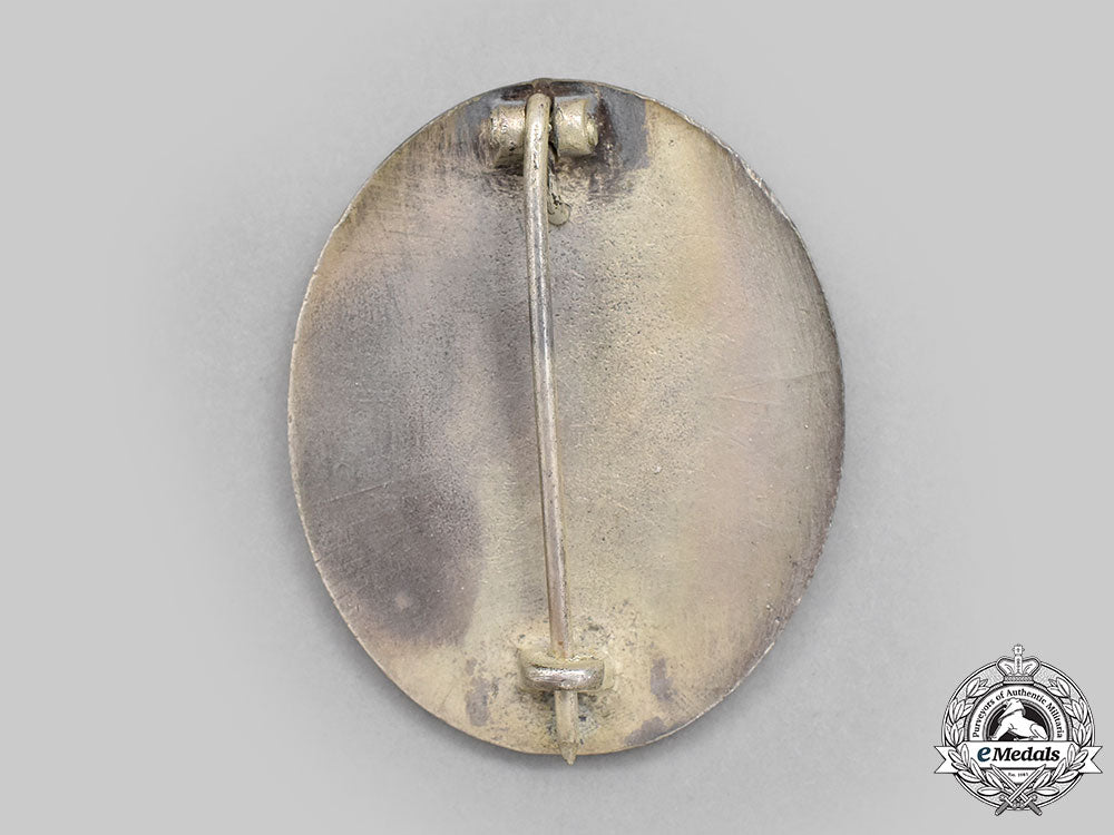 germany,_wehrmacht._a_silver_grade_wound_badge,_by_hermann_wernstein_l22_mnc8335_154_1_1