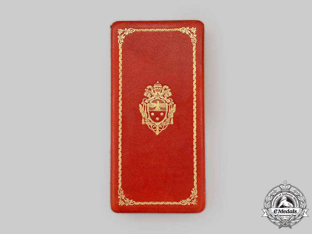 vatican,_state._an_equestrian_order_of_st._gregory_the_great_for_civil_merit,_ii_class_commander_set,_cased,_by_tanfani&_bertarelli,_c.1930_l22_mnc8390_299