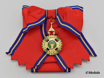 cambodia,_kingdom(_post1993)._a_royal_order_of_sahametrei,_i_class_grand_cross_set,_modern_issue_l22_mnc8394_272