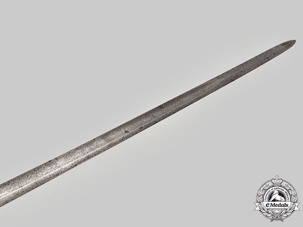 united_kingdom._a_first_war_royal_navy_officer's_sword,_by_j.r.gaunt_l22_mnc8398_188