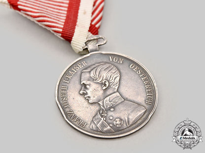 austria,_empire._a_bravery_medal,_i_class_silver_grade,_franz_joseph,_c.1855_l22_mnc8424_317_1