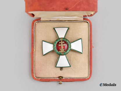 hungary,_regency._an_order_of_merit,_iii_class_officer's_cross,_cased_l22_mnc8431_145