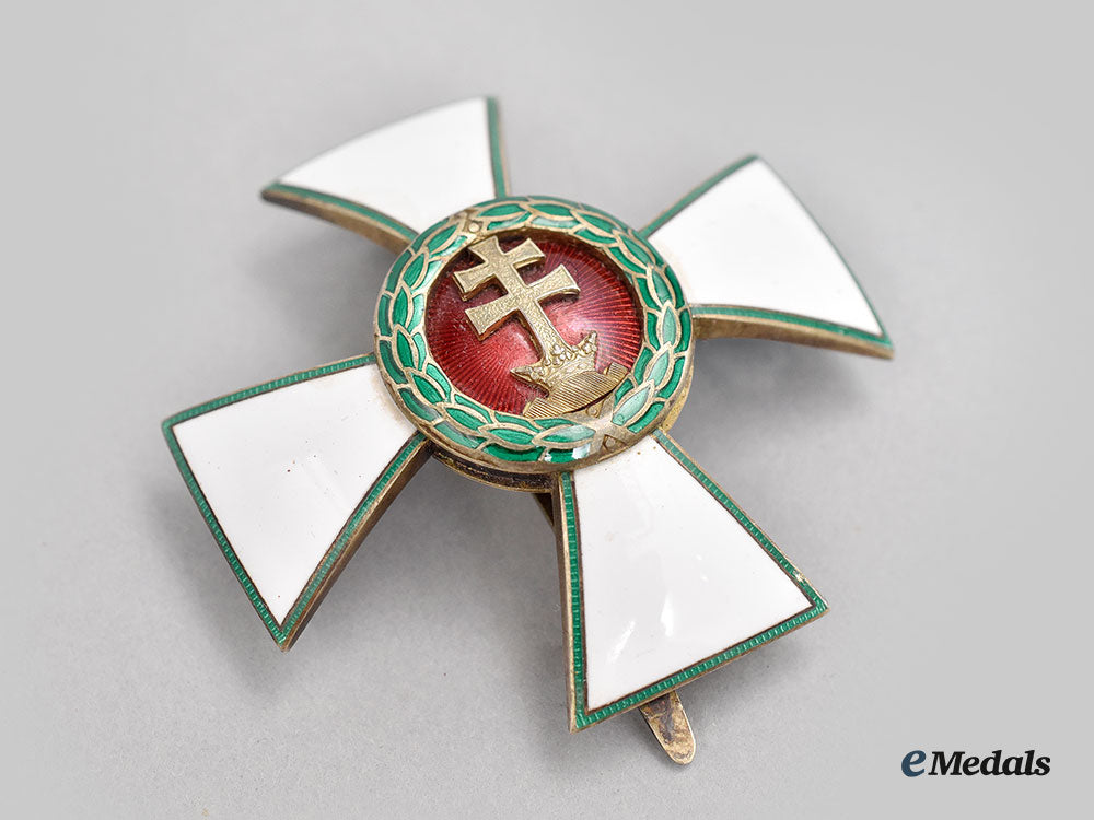 hungary,_regency._an_order_of_merit,_iii_class_officer's_cross,_cased_l22_mnc8437_148