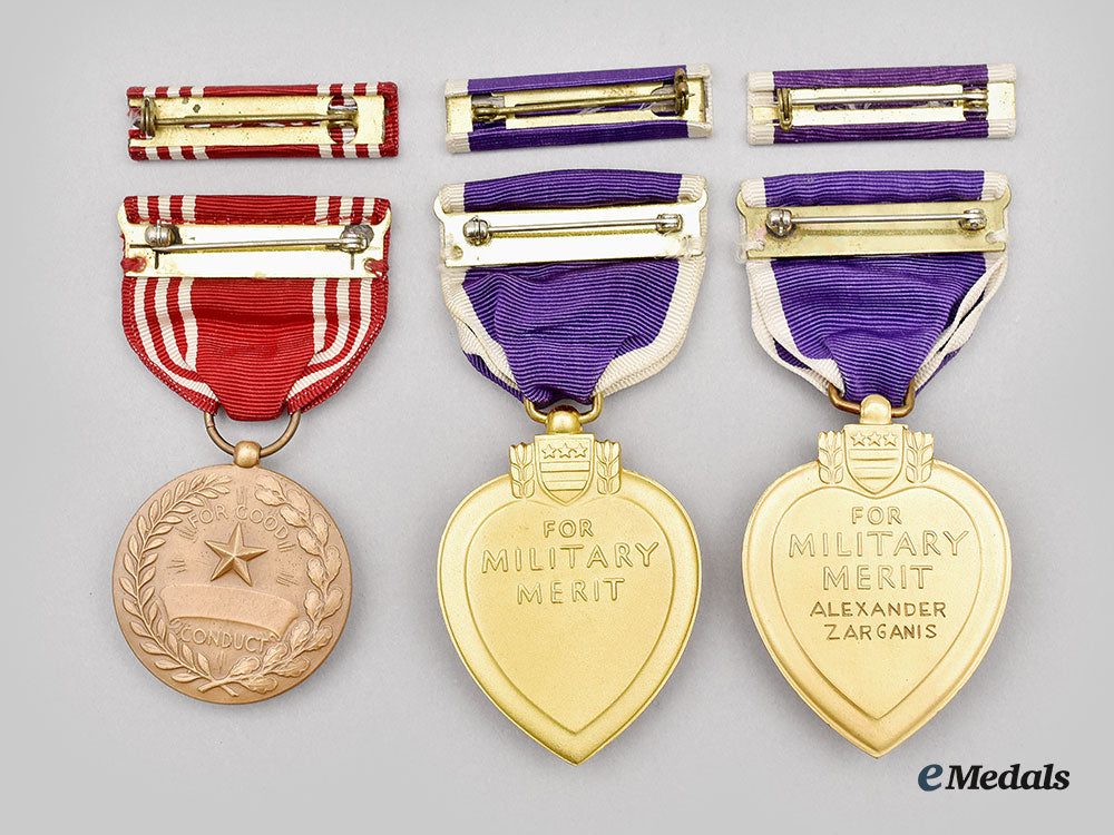 united_states._a_purple_heart_group_to_private_alexander_zarganis_l22_mnc8465_048