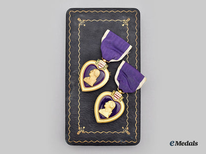 united_states._a_purple_heart_group_to_private_alexander_zarganis_l22_mnc8467_049