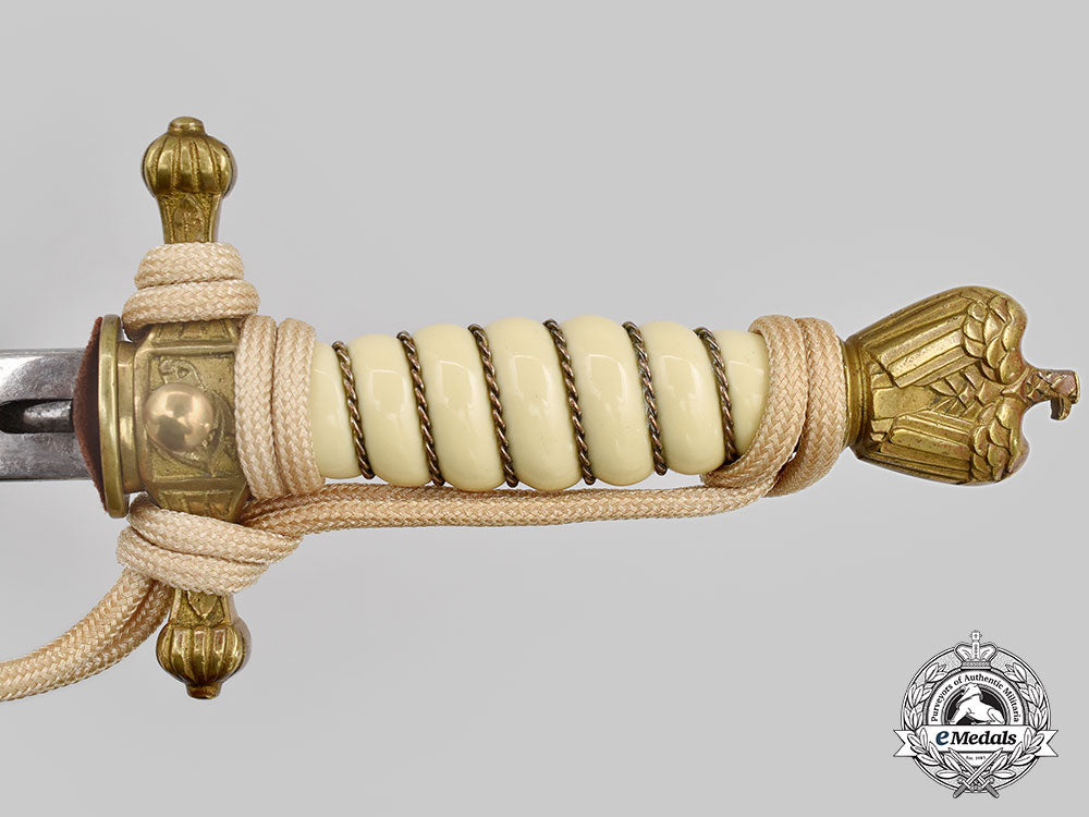 germany,_kriegsmarine._an_officer’s_dagger,_by_alcoso_l22_mnc8503_472