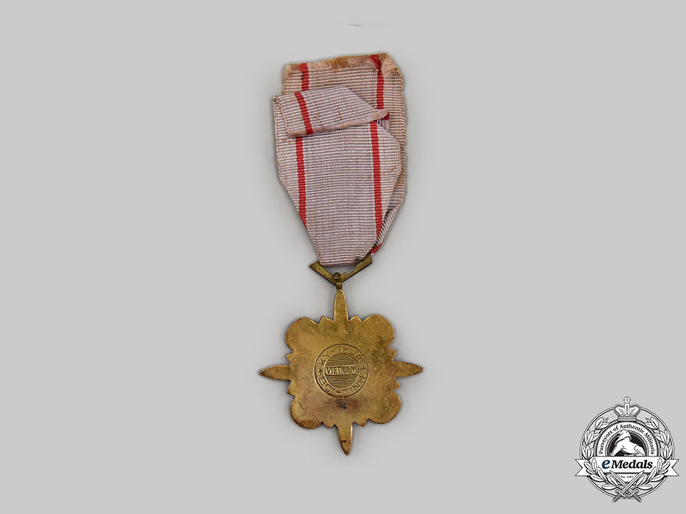 vietnam,_republic._technical_service_medal,_ii_class_l22_mnc8538_778_1