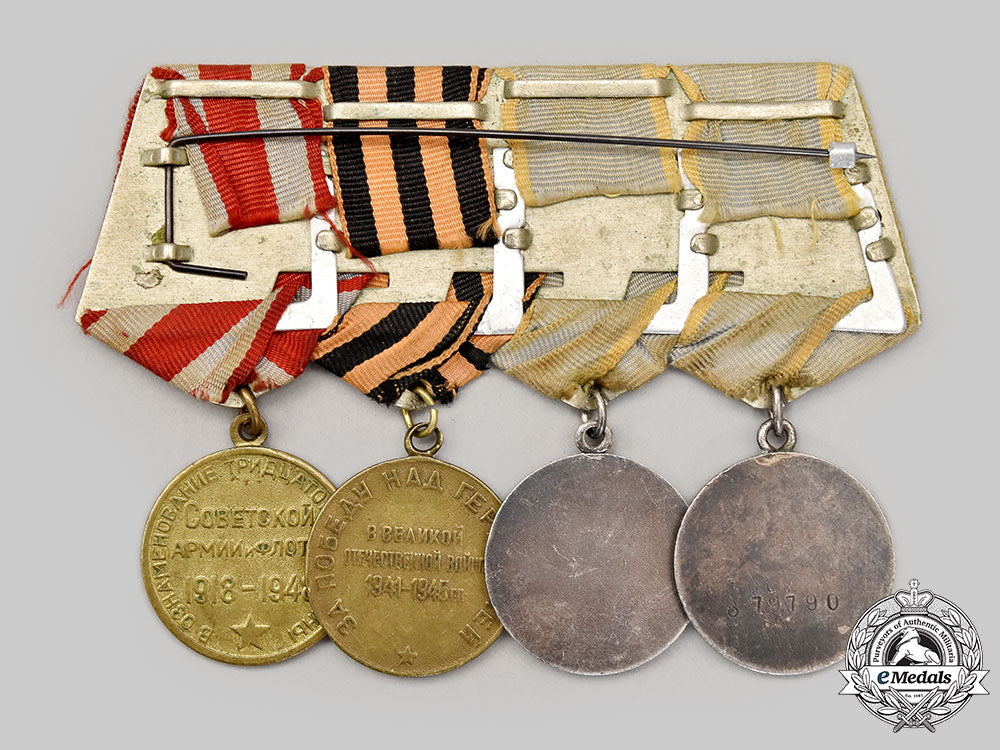 russia,_soviet_union._a_second_war_bravery_medal_group_with_photographs_l22_mnc8589_385