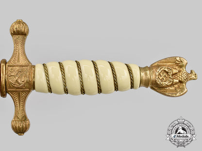 germany,_kriegsmarine._an_officer’s_dagger,_by_carl_eickhorn_l22_mnc8595_214_1