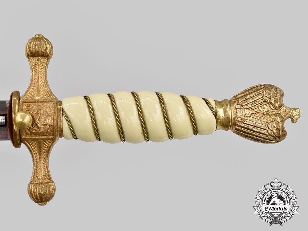 germany,_kriegsmarine._an_officer’s_dagger,_by_carl_eickhorn_l22_mnc8596_215_1