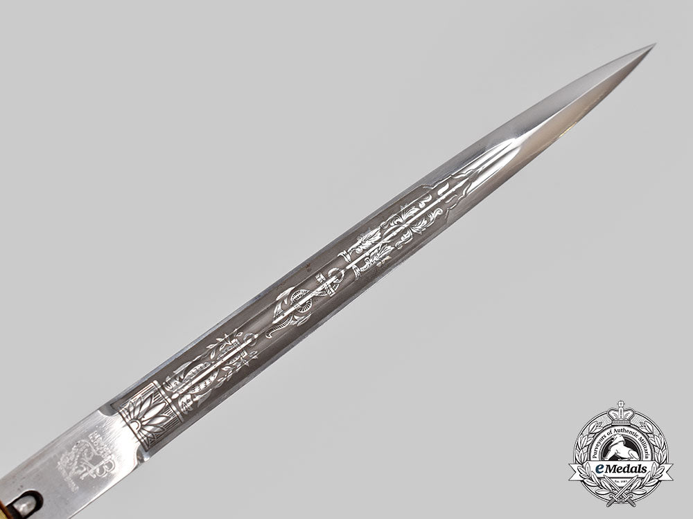 germany,_kriegsmarine._an_officer’s_dagger,_by_carl_eickhorn_l22_mnc8598_217_1