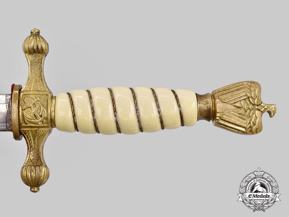 germany,_kriegsmarine._an_officer’s_dress_dagger,_by_lauterjung&_sohn_l22_mnc8608_224
