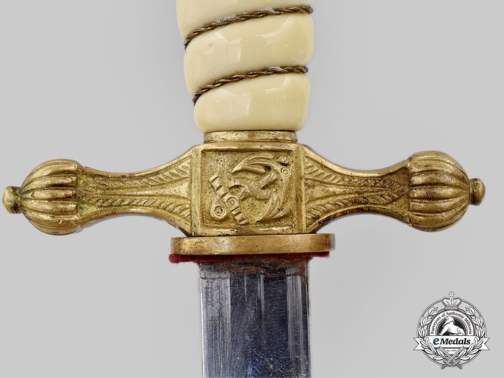 germany,_kriegsmarine._an_officer’s_dress_dagger,_by_lauterjung&_sohn_l22_mnc8610_226