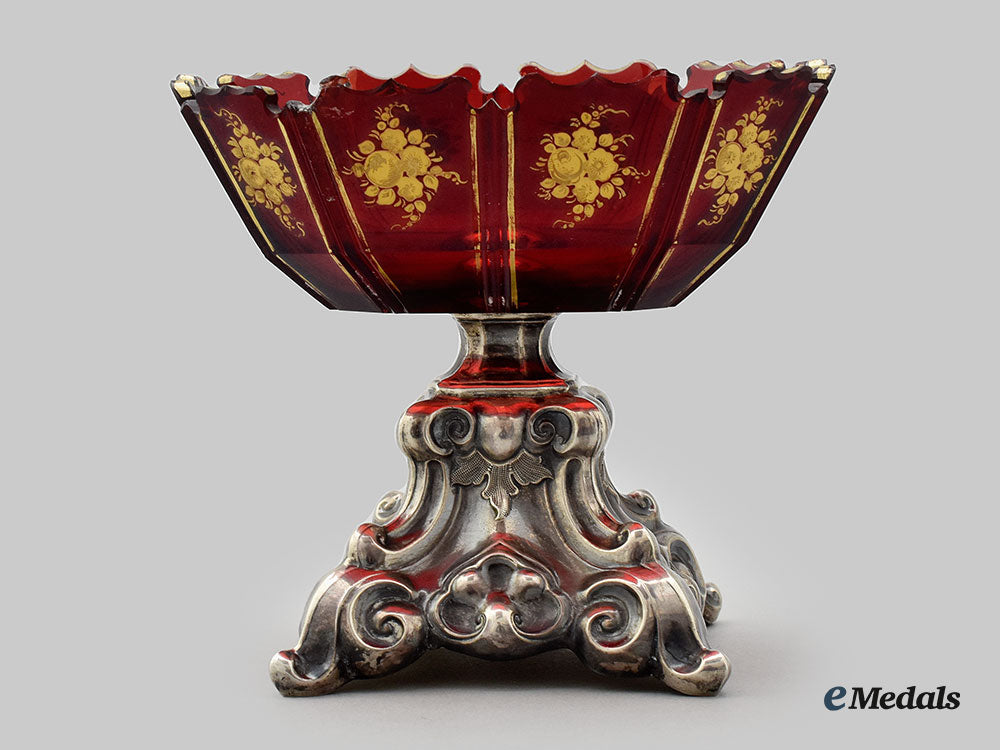 austria_hungary,_kingdom._a_red_glass_bowl_with_silver_base,_c.1883_l22_mnc8652_106_1