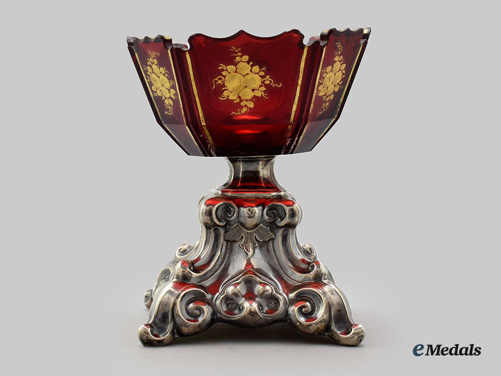 austria_hungary,_kingdom._a_red_glass_bowl_with_silver_base,_c.1883_l22_mnc8655_108_1