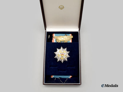 yugoslavia,_republic._an_order_of_the_yugoslav_flag,_i_class_grand_cross_set_l22_mnc8663_866_1