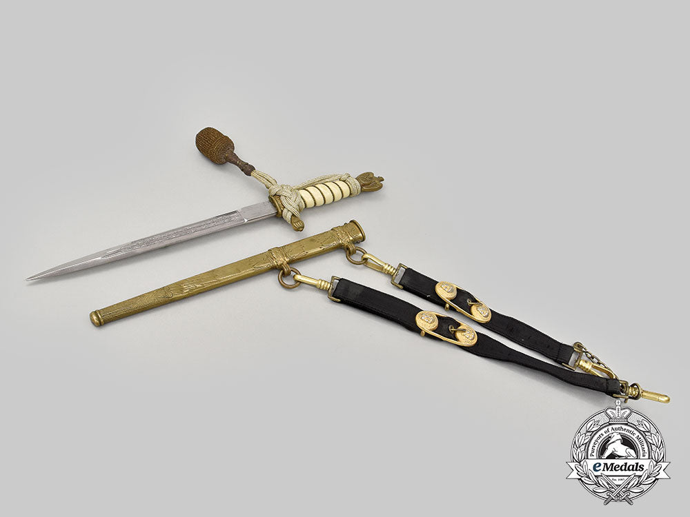 germany,_kriegsmarine._an_officer’s_dress_dagger,_with_hanger,_by_carl_eickhorn_l22_mnc8678_269