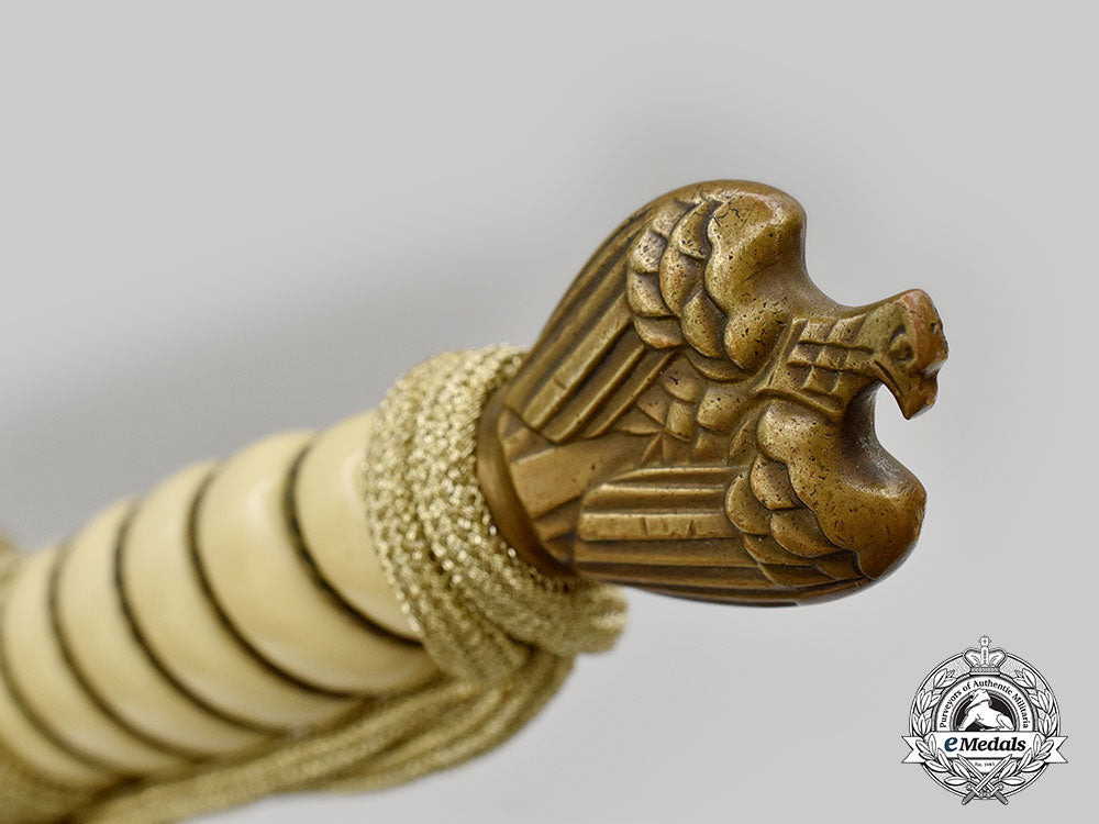 germany,_kriegsmarine._an_officer’s_dress_dagger,_with_hanger,_by_carl_eickhorn_l22_mnc8687_276