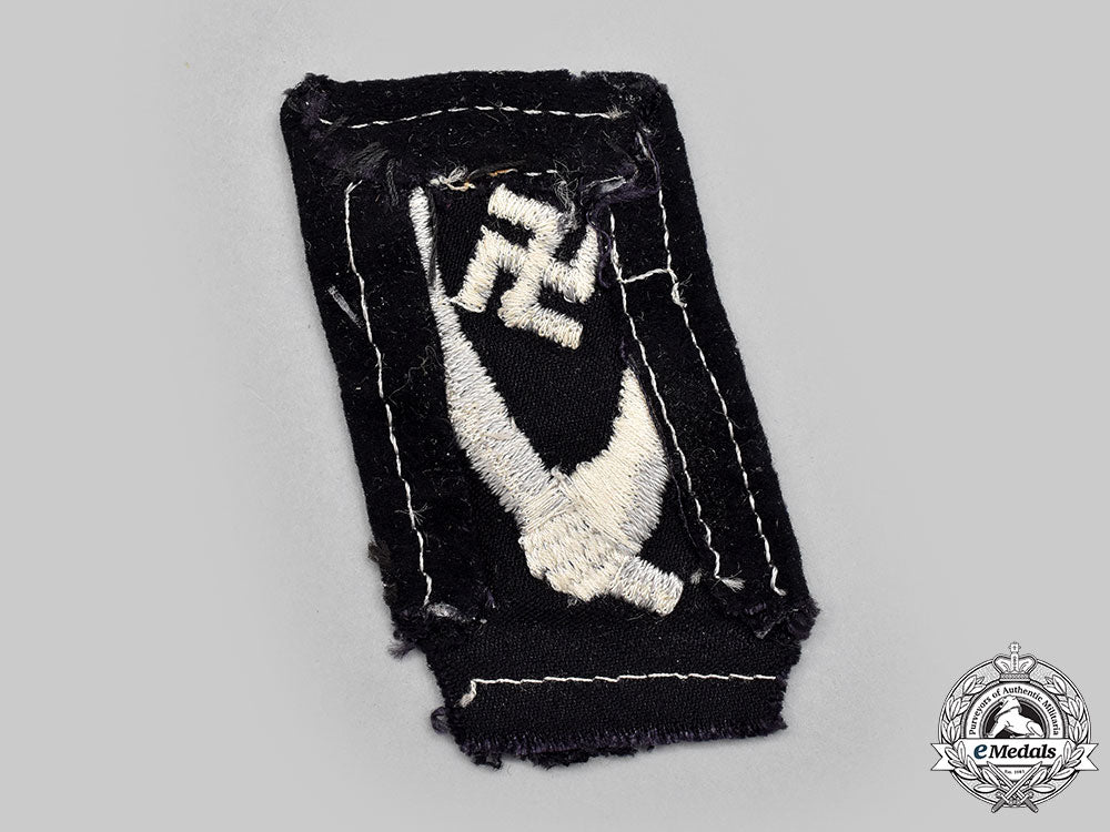 germany,_ss._a13_th_waffen_mountain_division_of_the_ss_handschar(1_st_croatian)_collar_tab_l22_mnc8688_132
