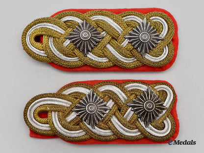 germany,_heer._a_set_of_general_der_infanterie_shoulder_boards_l22_mnc8688_320