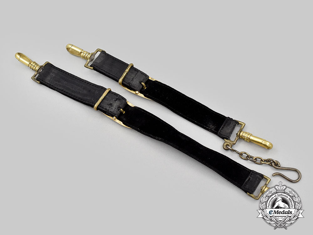 germany,_kriegsmarine._an_officer’s_dress_dagger,_with_hanger,_by_carl_eickhorn_l22_mnc8690_279