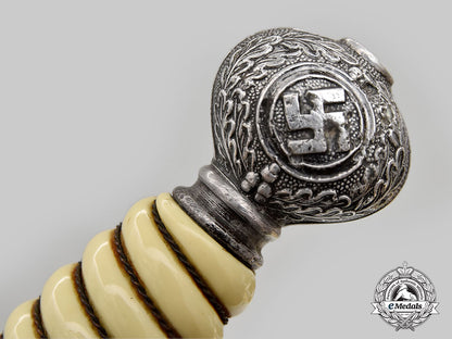 germany,_luftwaffe._an_officer’s_dress_dagger,_with_hanger_l22_mnc8710_294