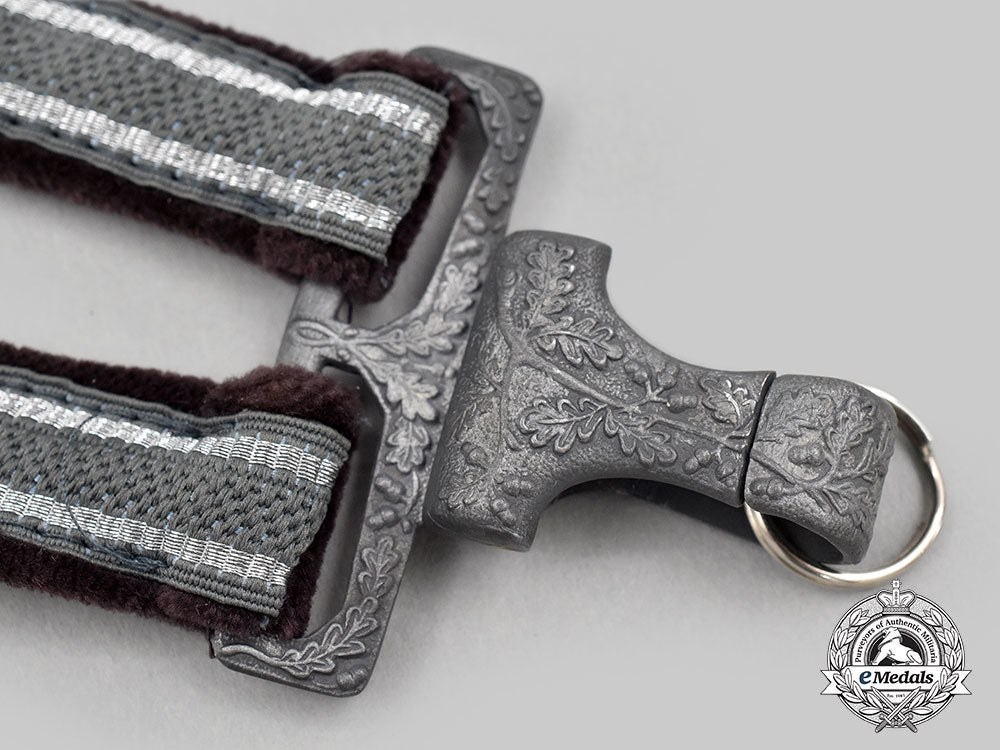 germany,_luftwaffe._an_officer’s_dress_dagger,_with_hanger_l22_mnc8715_299