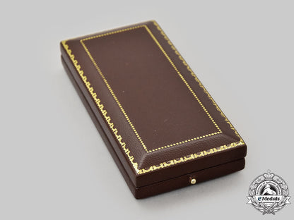 united_kingdom._a_limited_edition_victoria_cross_by_hancocks&_co._of_london,_number410_of1352_l22_mnc8716_445