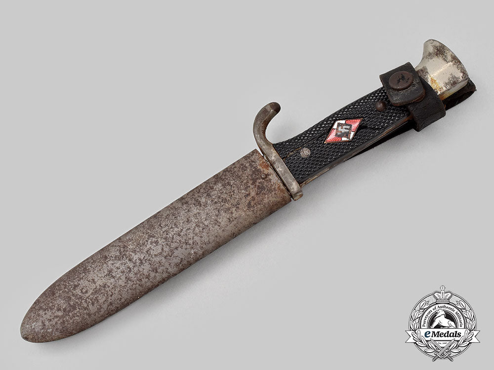 germany,_hj._a_member’s_knife,_relic_condition,_by_carl_eickhorn_l22_mnc8764_339