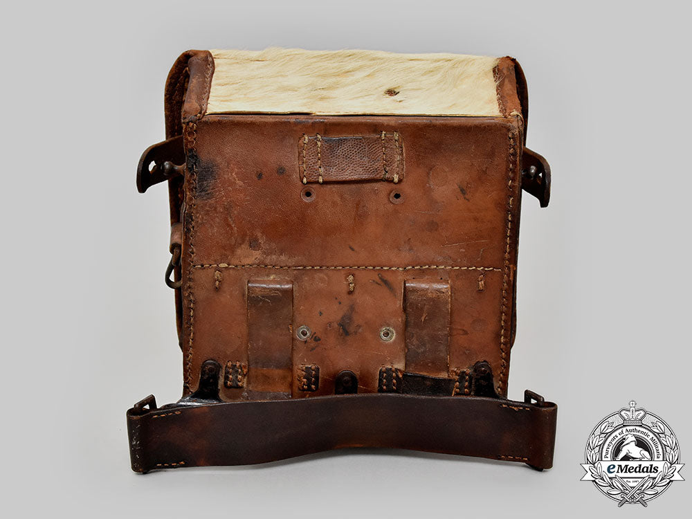 austro-_hungary,_empire._a_rare_first_world_war_cartridge_carrier,_c.1917_l22_mnc8794_480