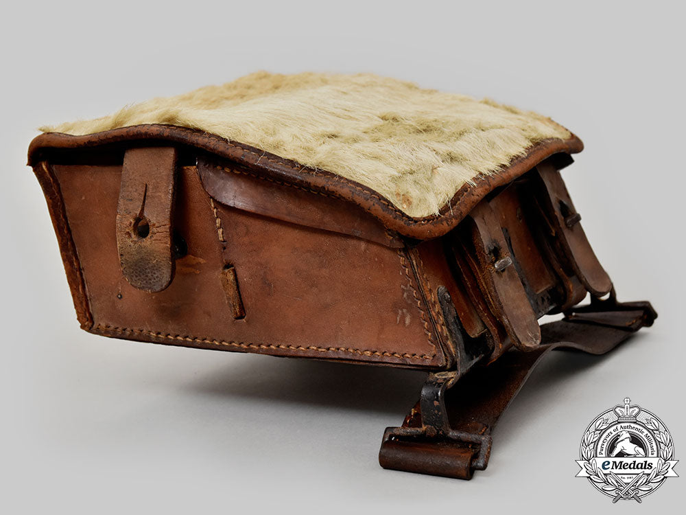 austro-_hungary,_empire._a_rare_first_world_war_cartridge_carrier,_c.1917_l22_mnc8798_481