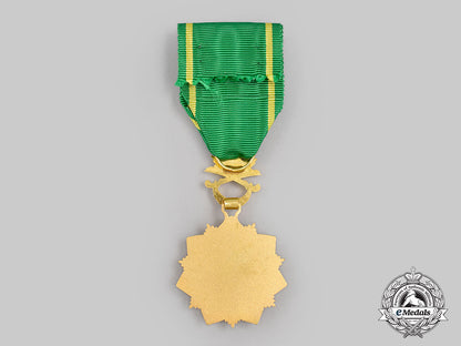 saudi_arabia._an_order_of_abdul_aziz,_iii_class_officer_with_case_l22_mnc8810_015_1_1_1