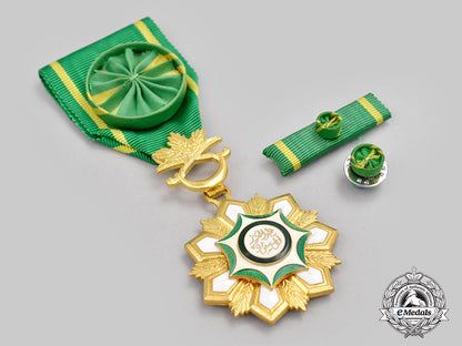 saudi_arabia._an_order_of_abdul_aziz,_iii_class_officer_with_case_l22_mnc8812_016_1_1_1