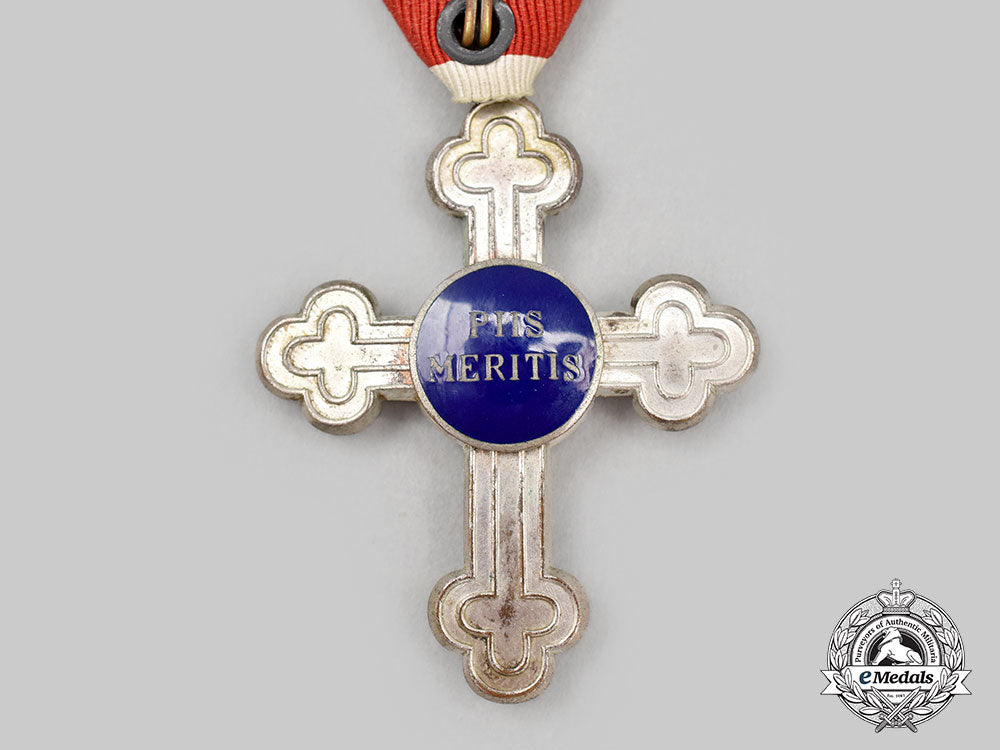 austria,_imperial._a_merit_cross“_piis_meritis”_for_military_chaplains,_iii_class,_c.1960_l22_mnc8870_401