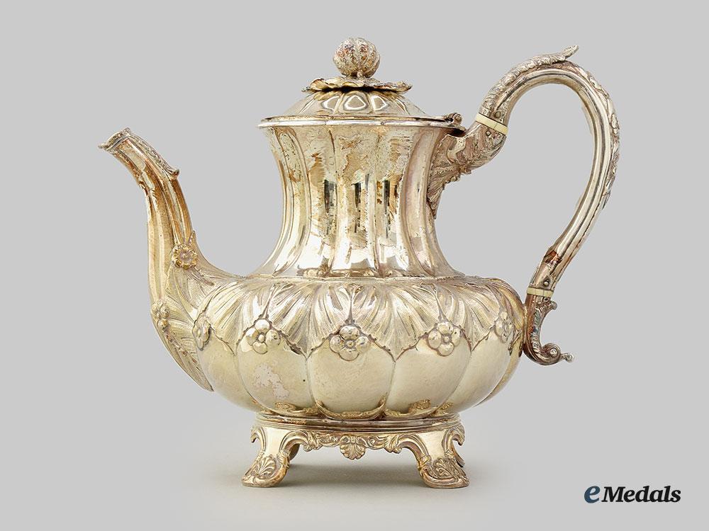 united_kingdom._a_georgian_tea&_coffee_set,_by_richard_william_atkins&_william_nathaniel_somersall,1832_l22_mnc8876_425_1