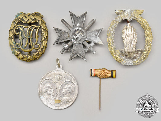 germany,_third_reich._a_mixed_lot_of_decorations_l22_mnc8876_511_1